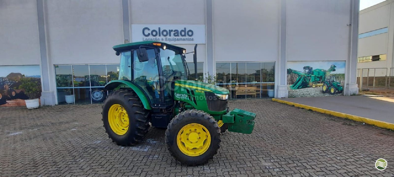 TRATOR JOHN DEERE JOHN DEERE 5080E Tração 4x4 Colorado Seminovos RIBEIRAO PRETO SÃO PAULO SP